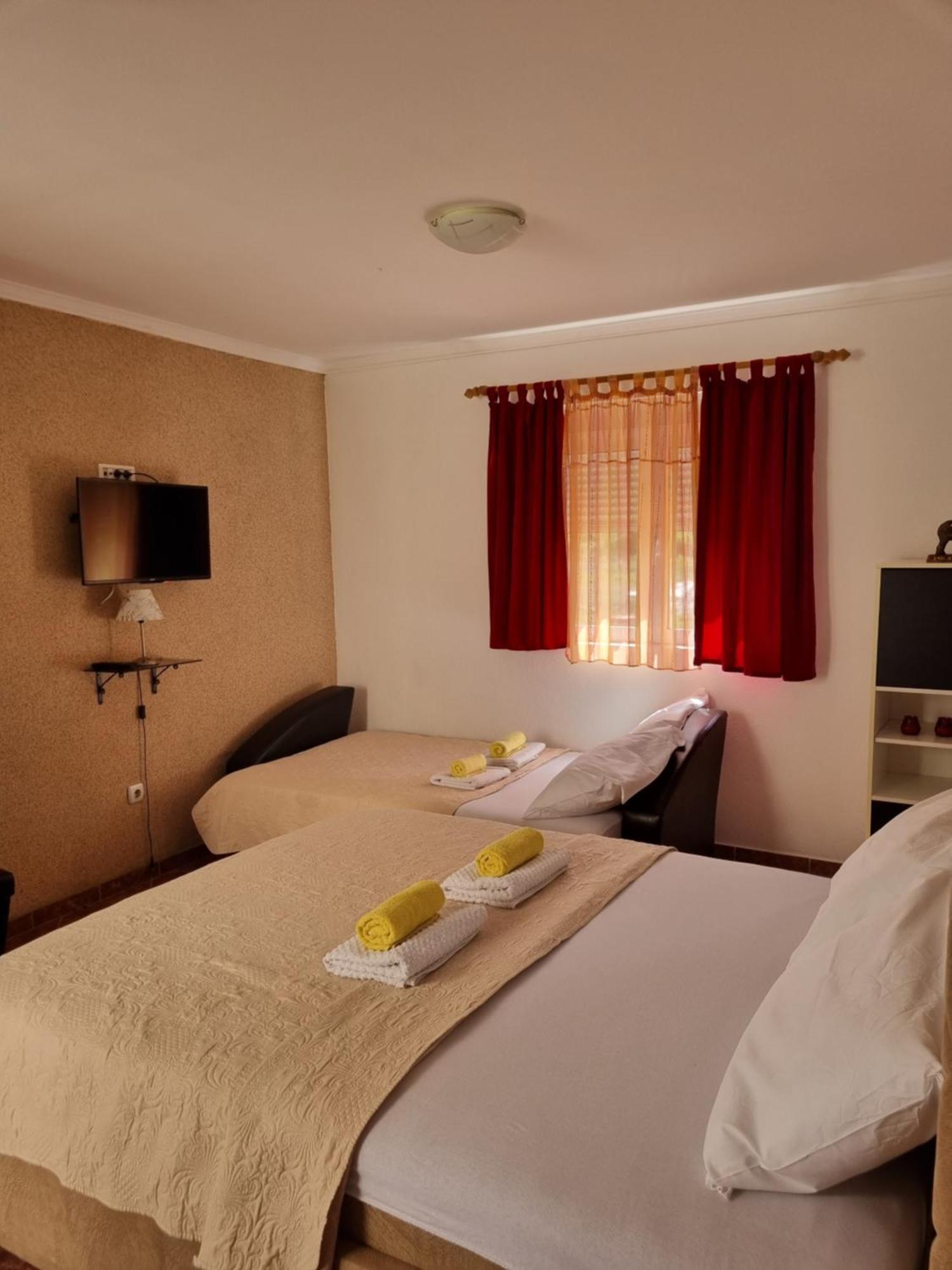 Apartmani Mihailovic Budva Kültér fotó